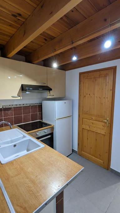 Maison De Village Avec Garage เอก-มอร์ต ภายนอก รูปภาพ